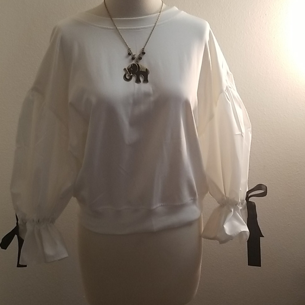 Few Moda long-sleeved white blouse